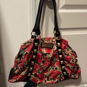 Betsy Johnson purse, great condition
